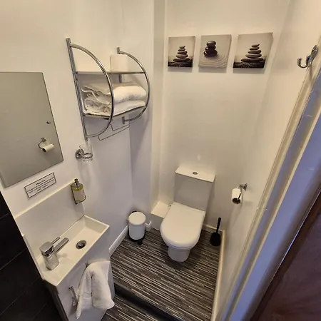 Miricia Pensión Scarborough